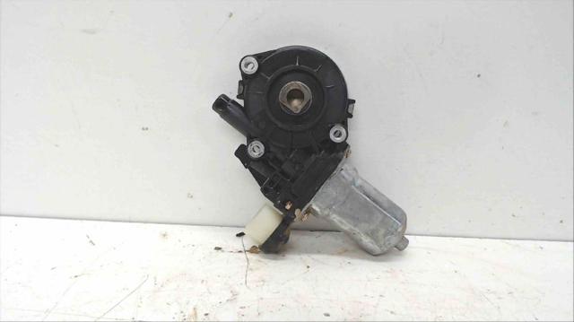 MR989948 MITSUBISHI Motor del elevalunas de la puerta trasera izquierda  disponible Alicante
