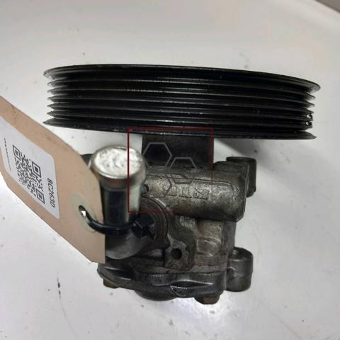 Bomba de dirección hidráulica MR992871 MITSUBISHI