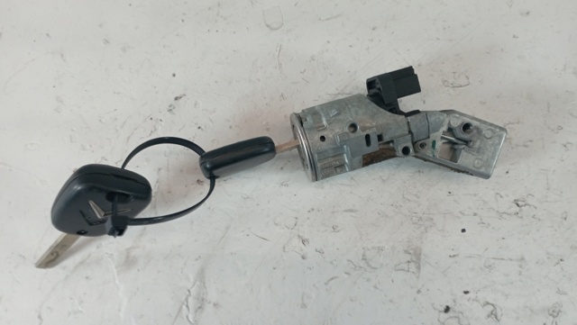 PEUGEOT N0502455 Cerradura de encendido  disponible Valladolid
