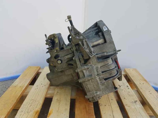 ND0002 RENAULT Caja de cambios manual completa  comprar en Lleida