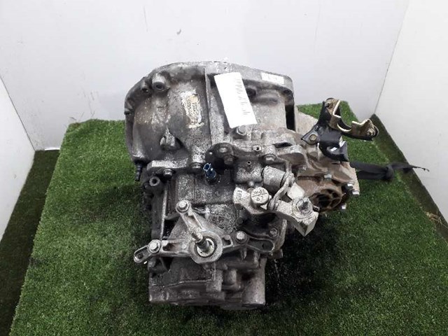 Caja de cambios mecánica, completa Nissan Primera P12