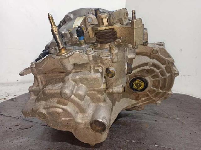 Caja de cambios mecánica, completa Nissan Primera P12