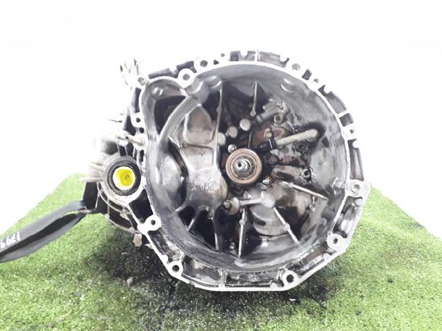 Caja de cambios mecánica, completa Nissan Primera P12