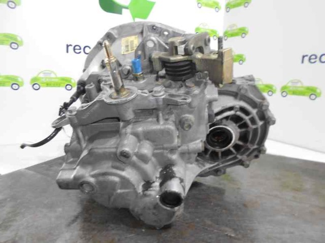 Caja de cambios mecánica, completa Nissan Primera P12