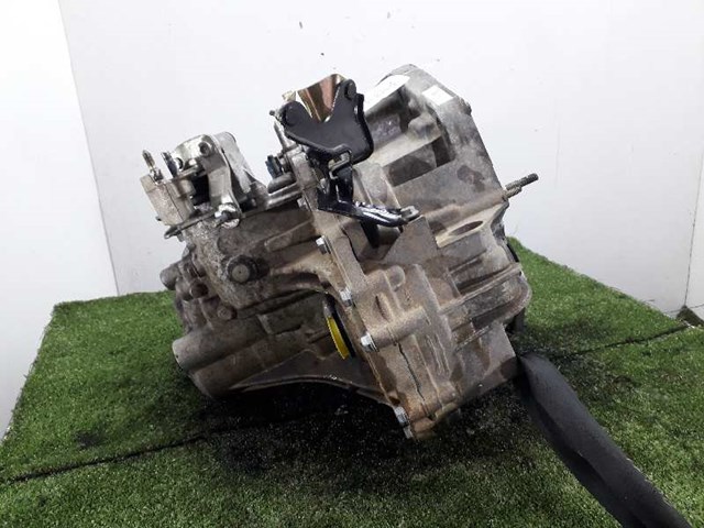 Caja de cambios mecánica, completa Nissan Primera P12