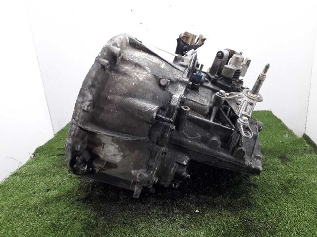 Caja de cambios mecánica, completa Nissan Primera P12