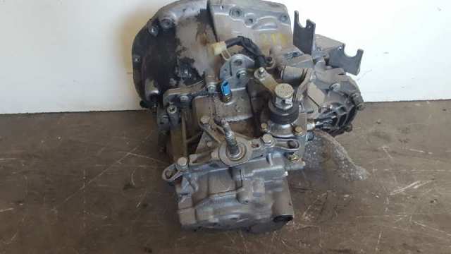 NDO001 RENAULT Caja de cambios manual completa  disponible Ourense