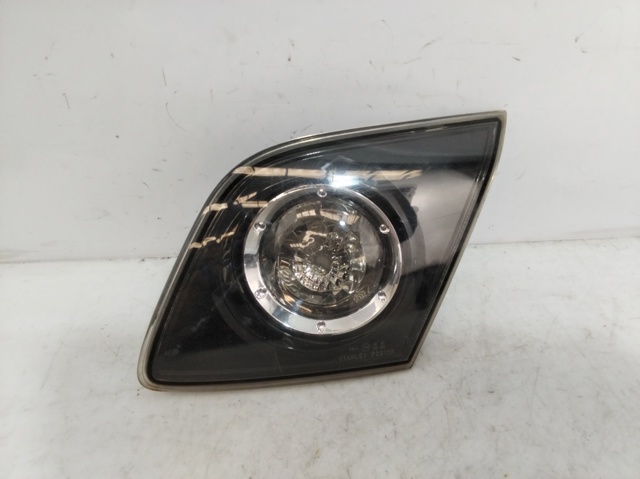 P2913R MAZDA Piloto trasero interior derecho  en stock Gandía