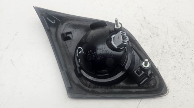 P2913R Piloto trasero interior derecho comprar Sevilla