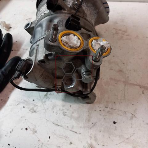 Compresor de aire acondicionado Volvo XC90 2 256