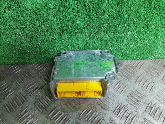 P8635A053 MITSUBISHI  disponible Ourense