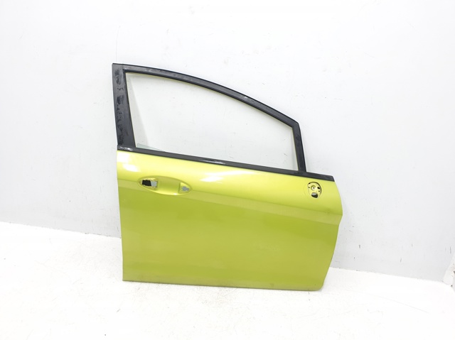 Puerta delantera derecha P8A61A20124KA Ford