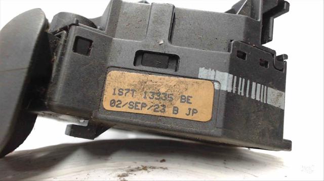 PA66GF30 FORD Abrazadera plástica universal  disponible Alicante