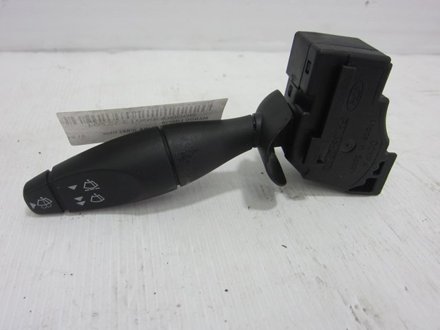 PA66GF30 FORD Abrazadera plástica universal  en stock Gandía