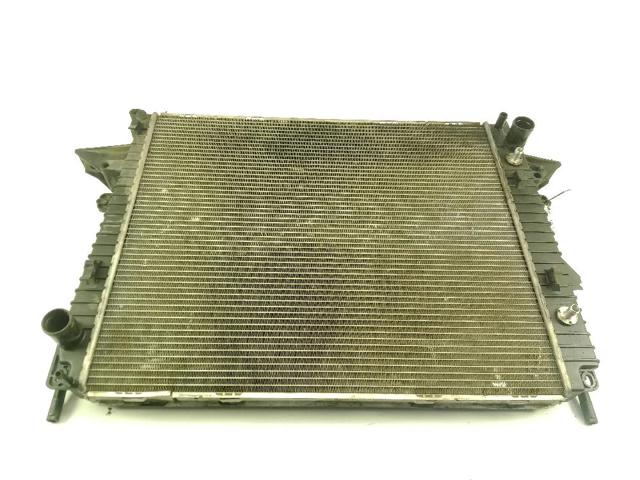Radiador del motor PCC500112 LAND ROVER