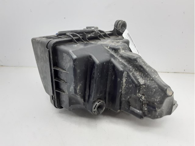 Casco de filtro de aire, parte inferior PE01133AY Mazda