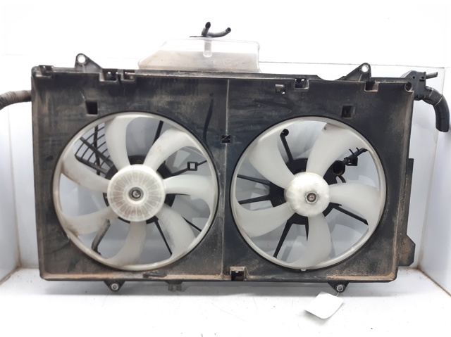 Difusor de radiador, ventilador de refrigeración, condensador del aire acondicionado, completo con motor y rodete PE0115140 Mazda