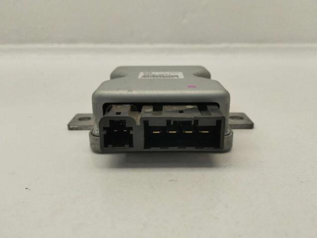 PE0218561 MAZDA Módulo de control del motor de la bomba de combustible comprar Alcalá