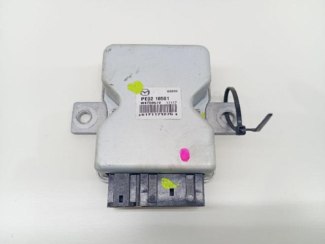 PE0218561 Mazda