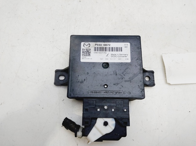 PE0318572 Mazda