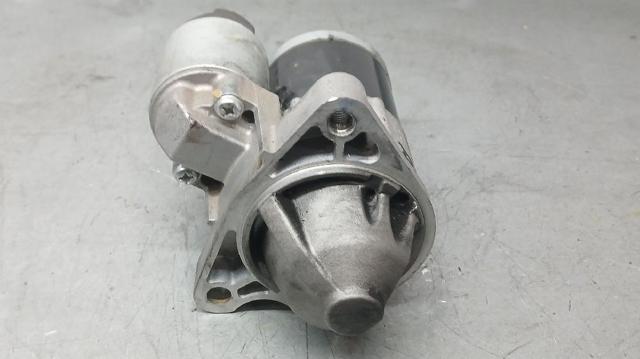 PE0718400 Mazda