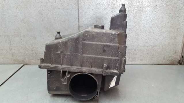 PHB000498 Land Rover