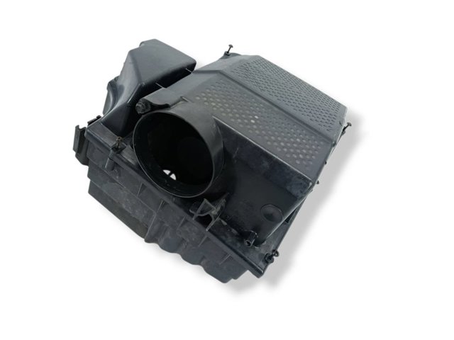 PHB000498 Land Rover