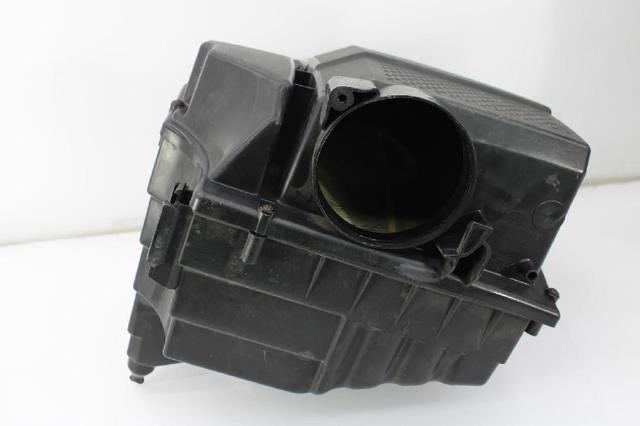 PHB000498 Land Rover