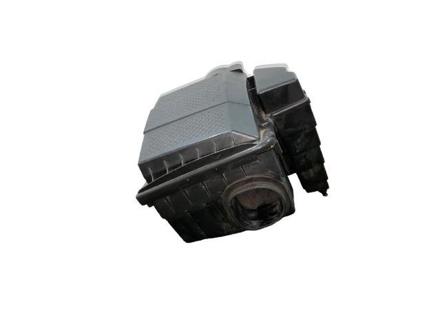 PHB000498 Land Rover
