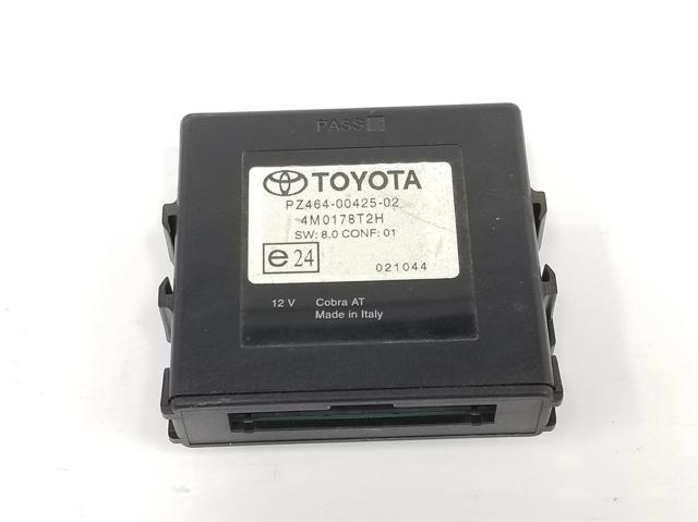 Unidad de control, auxiliar de aparcamiento PZ4640042502 Toyota