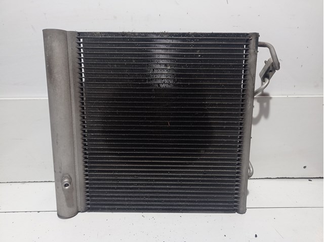 Condensador / radiador  aire acondicionado para smart city-coupe 0.6 (s1cla1, 450.341) m160920 Q0001632V004