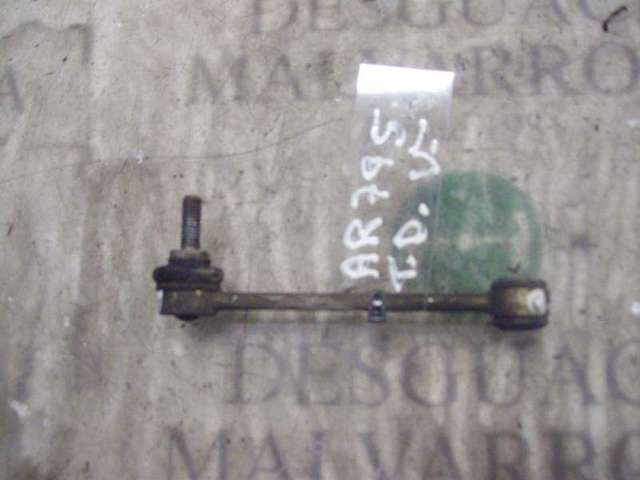 Soporte estabilizador Q0001802V004000000 MERCEDES
