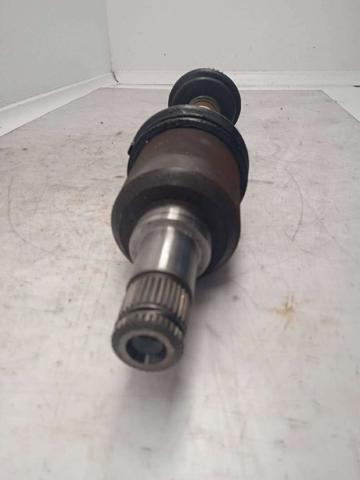 Q0003234V010000000 MERCEDES Semieje trasero izquierdo  disponible Vigo