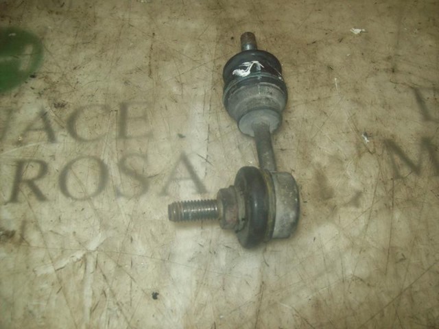 Soporte de la barra estabilizadora delantera Q0005102V004000000 MERCEDES