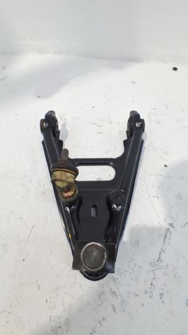 Q0014141V002000000 Brazo inferior izquierdo/derecho de suspensión delantera  disponible Utrera