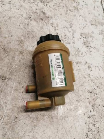 QFX100251 Land Rover
