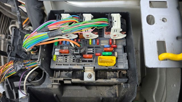 Módulo de confort para Peugeot 407 6D