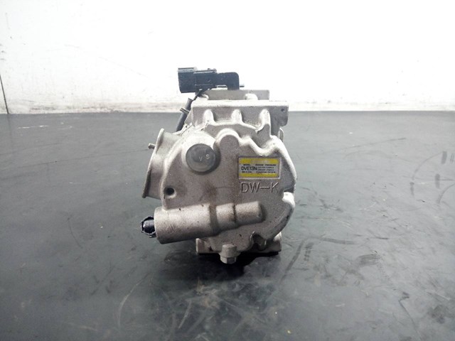 R134A HYUNDAI Gas refrigerante  disponible Ourense