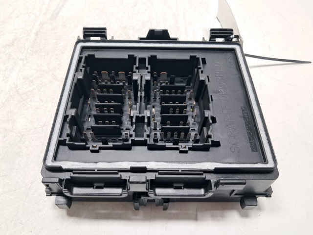 Caja de relés y fusibles Ford Puma  (2019-2026)