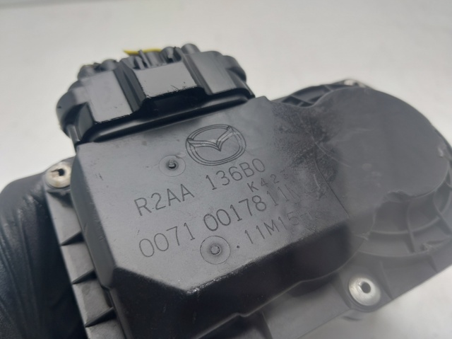 R2AA136B0 Cuerpo de aceleración completo  comprar en Reus