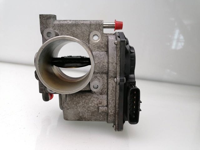 R2AA136B0 Mazda