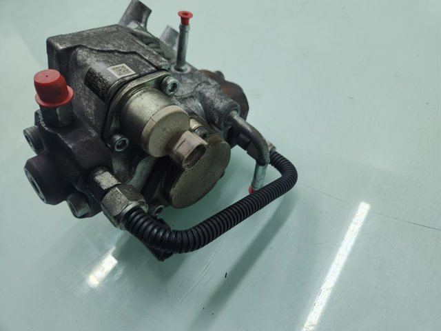 MAZDA R2AA13800 Bomba de alta presión de combustible  disponible España