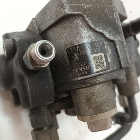 R2AA13800 Bomba inyectora  en stock Castellón