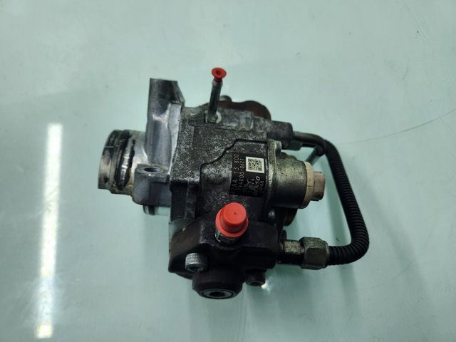 MAZDA R2AA13800 Bomba de alta presión de combustible  disponible Valladolid