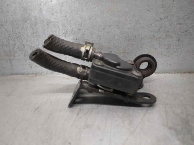 R2AX182B5 Mazda