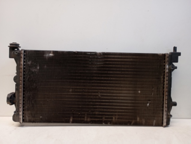 VAG R3570001 Radiador  en stock Salamanca