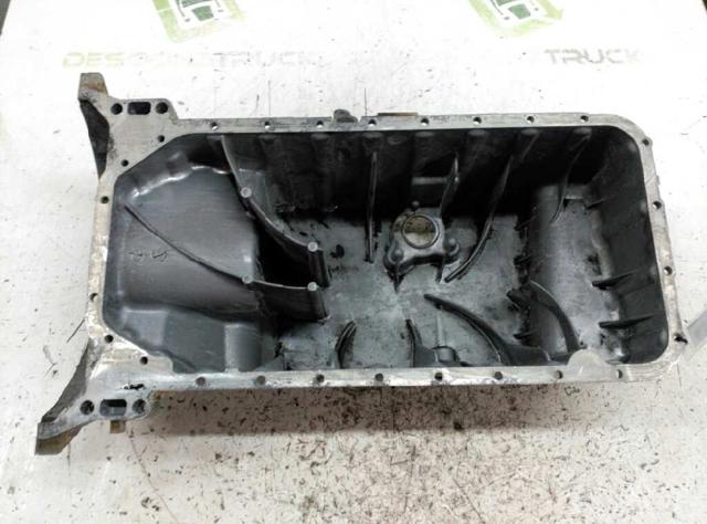 R6110140202 MERCEDES Cárter de aceite del motor  en stock Córdoba