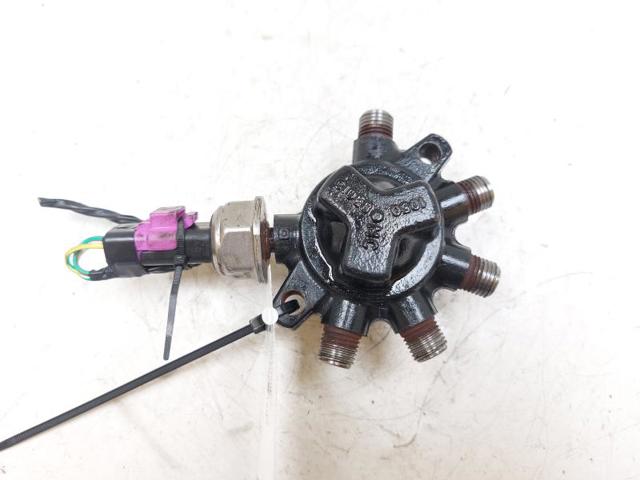 R9144Z020D Rampa de combustible  disponible Utrera