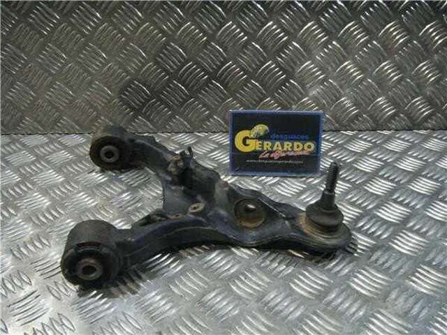 Brazo superior derecho de la suspensión delantera RBJ500840 LAND ROVER