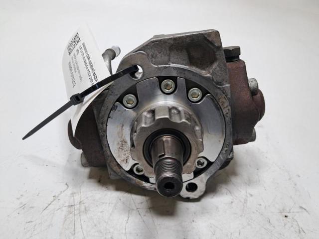 RF7J13800A Bomba de alta presión de combustible  disponible Málaga